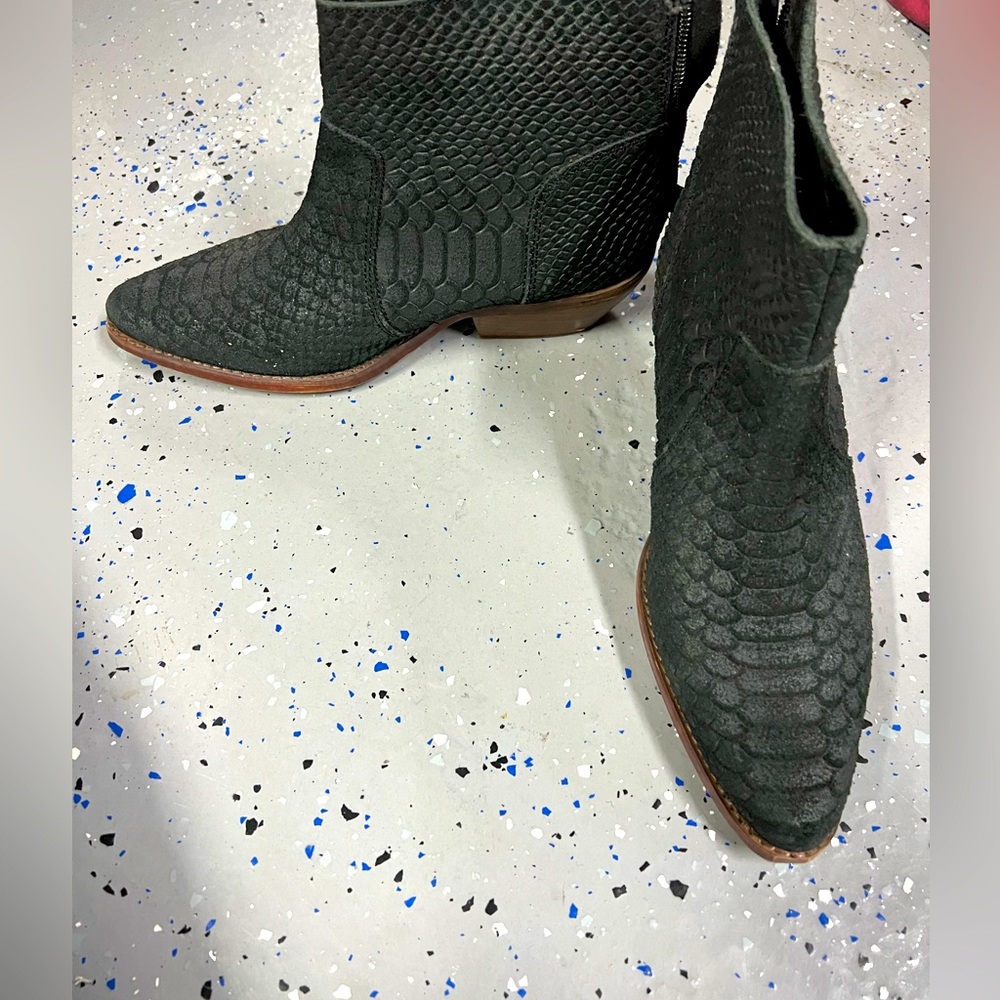 Black snakeskin embossed boots